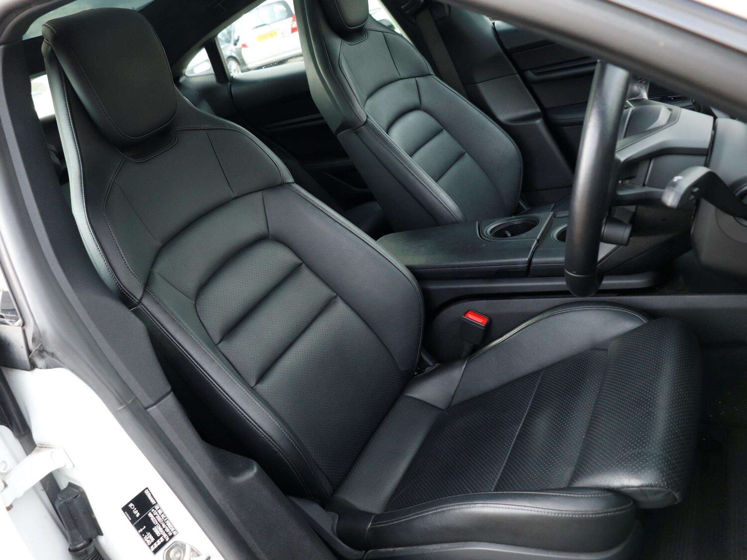 Used Porsche Taycan 2020 for sale - 77615361: Photo 23