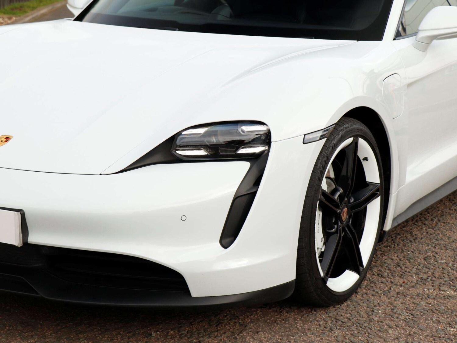 Used Porsche Taycan 2020 for sale - 77615361: Photo 30