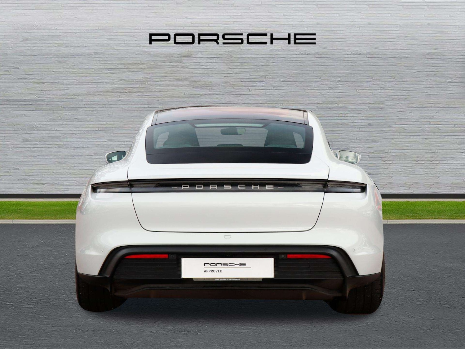 Used Porsche Taycan 2020 for sale - 77615361: Photo 4