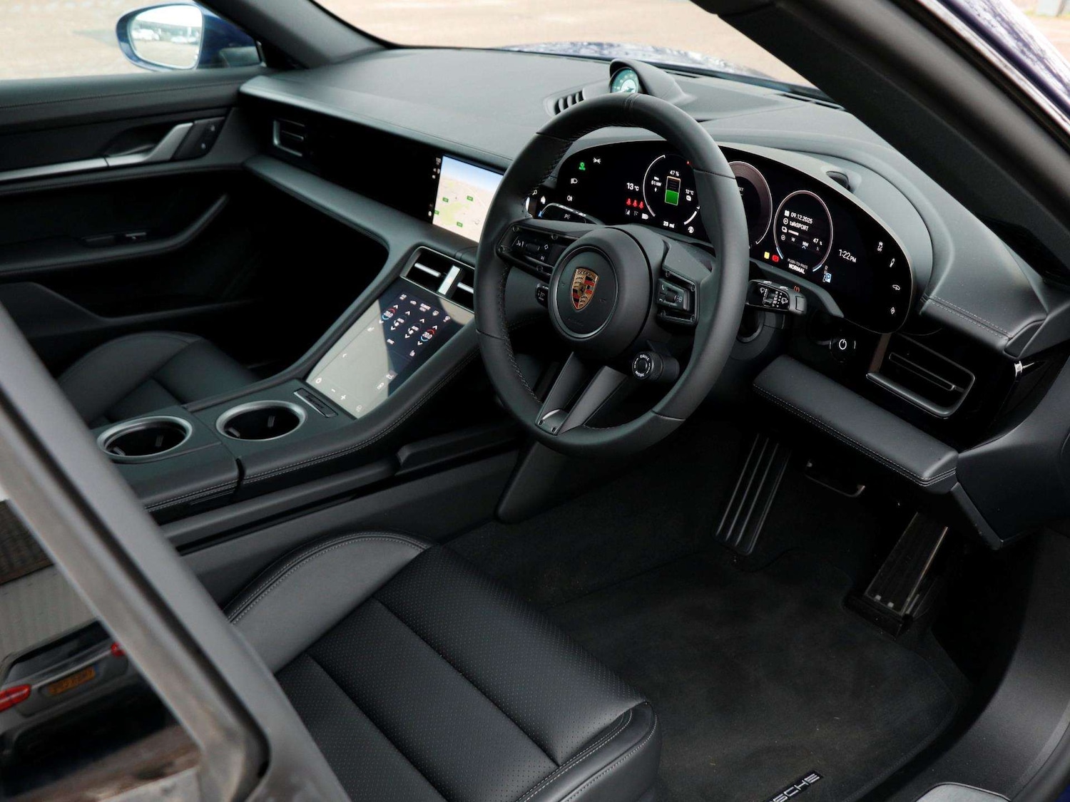 Used Porsche Taycan 2025 for sale - 77577468: Photo 10