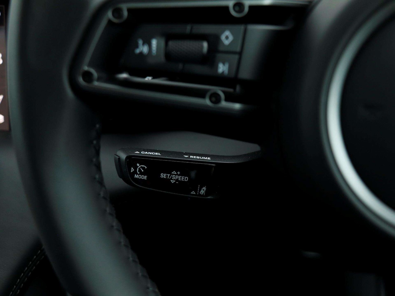 Used Porsche Taycan 2025 for sale - 77577468: Photo 21