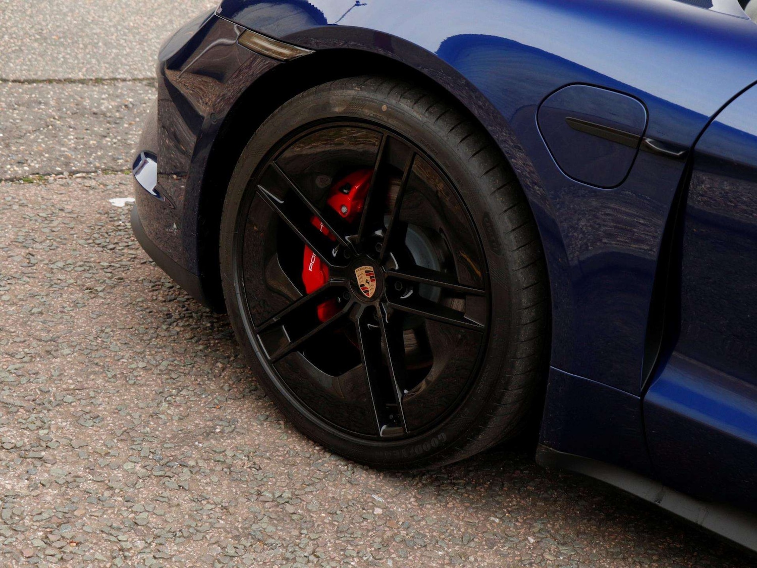 Used Porsche Taycan 2025 for sale - 77577468: Photo 33