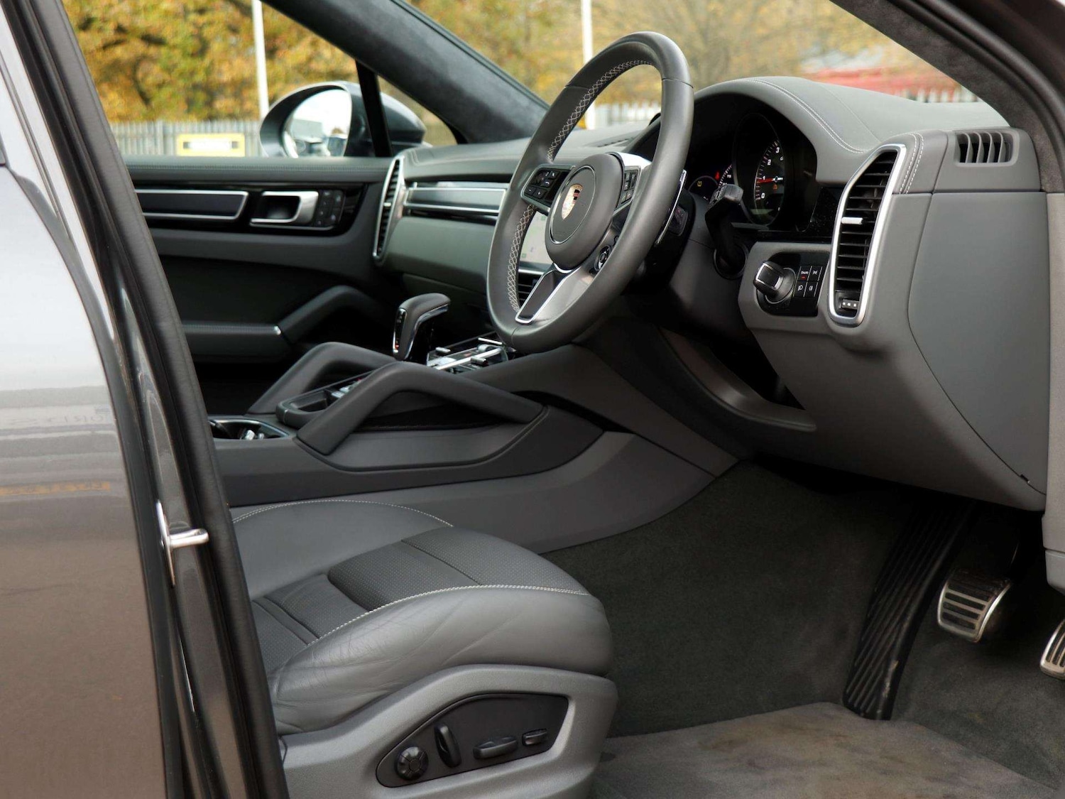 Used Porsche Cayenne 2022 for sale - 76515518: Photo 11