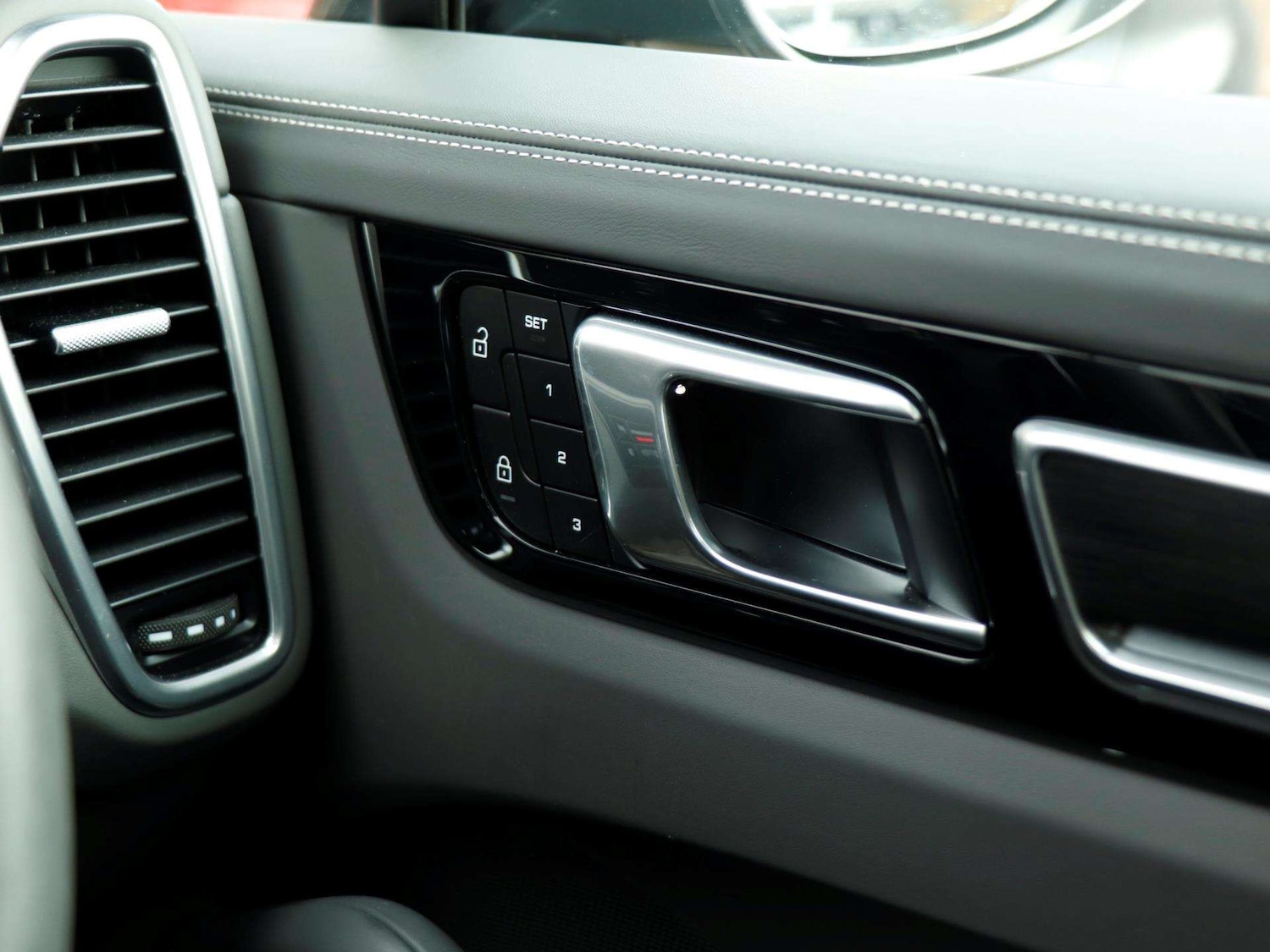 Used Porsche Cayenne 2022 for sale - 76515518: Photo 23