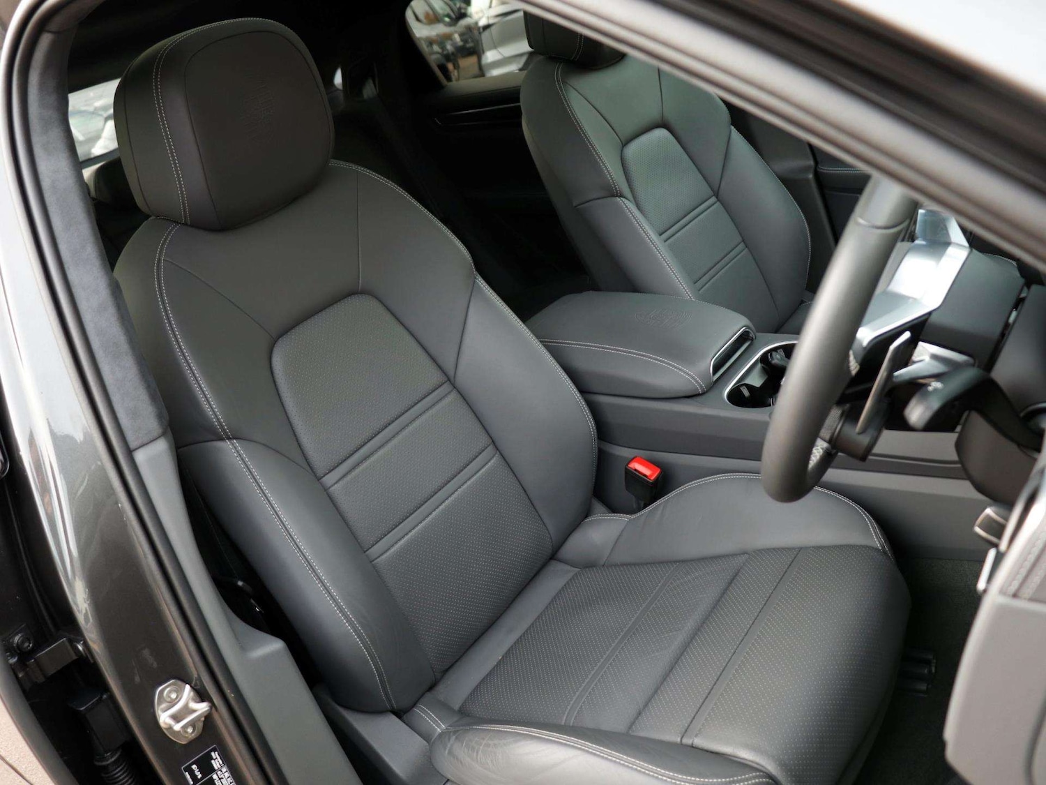 Used Porsche Cayenne 2022 for sale - 76515518: Photo 26