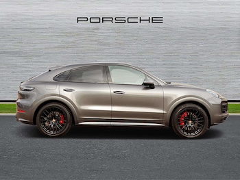 Used Porsche Cayenne 2022 for sale - 76515518: Photo