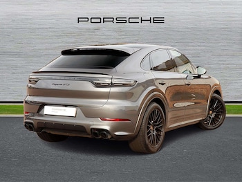 Used Porsche Cayenne 2022 for sale - 76515518: Photo