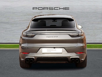 Used Porsche Cayenne 2022 for sale - 76515518: Photo