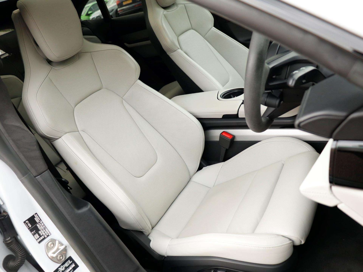 Used Porsche Taycan 2023 for sale - 76272280: Photo 25