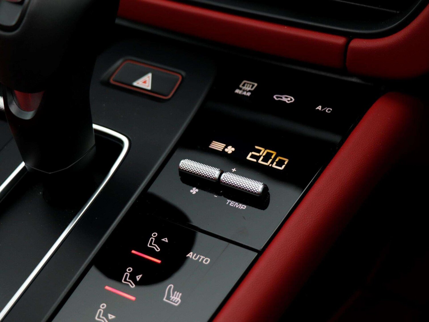 Used Porsche Macan 2022 for sale - 77842320: Photo 18