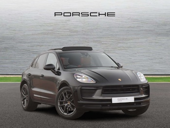 Used Porsche Macan 2022 for sale - 77842320: Photo