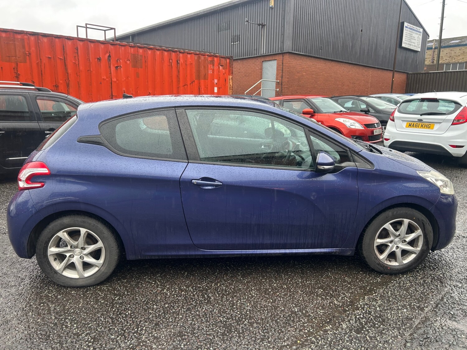 Used Peugeot 208 2014 for sale - 77931369: Photo 8