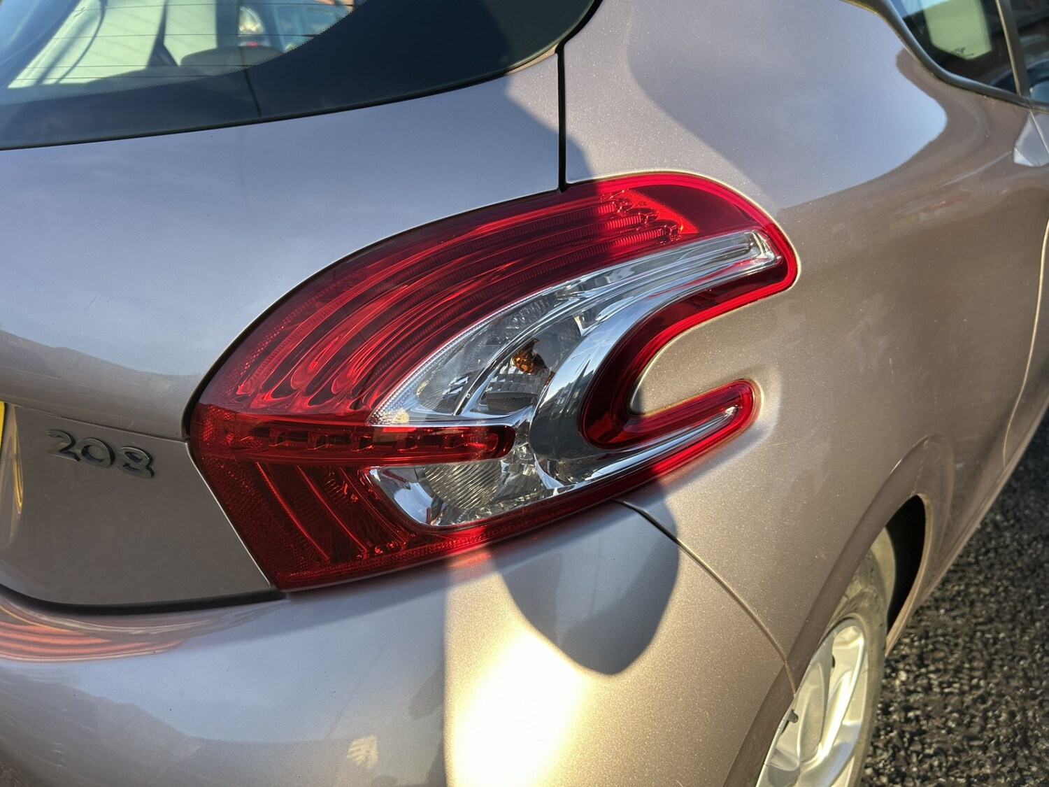 Used Peugeot 208 2014 for sale - 78145976: Photo 17