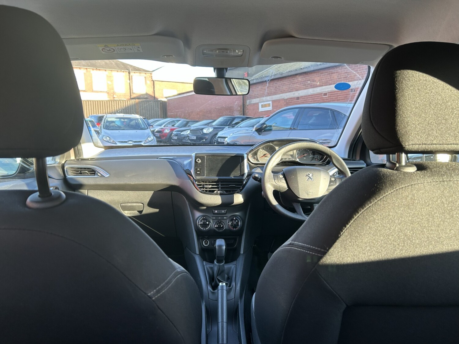 Used Peugeot 208 2014 for sale - 78145976: Photo 26