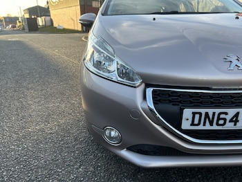 Used Peugeot 208 2014 for sale - 78145976: Photo