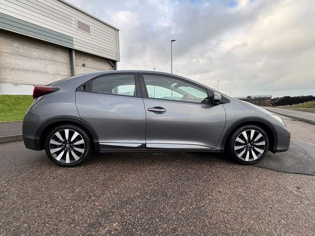 Used Honda Civic 2016 for sale - 77498813: Photo 4