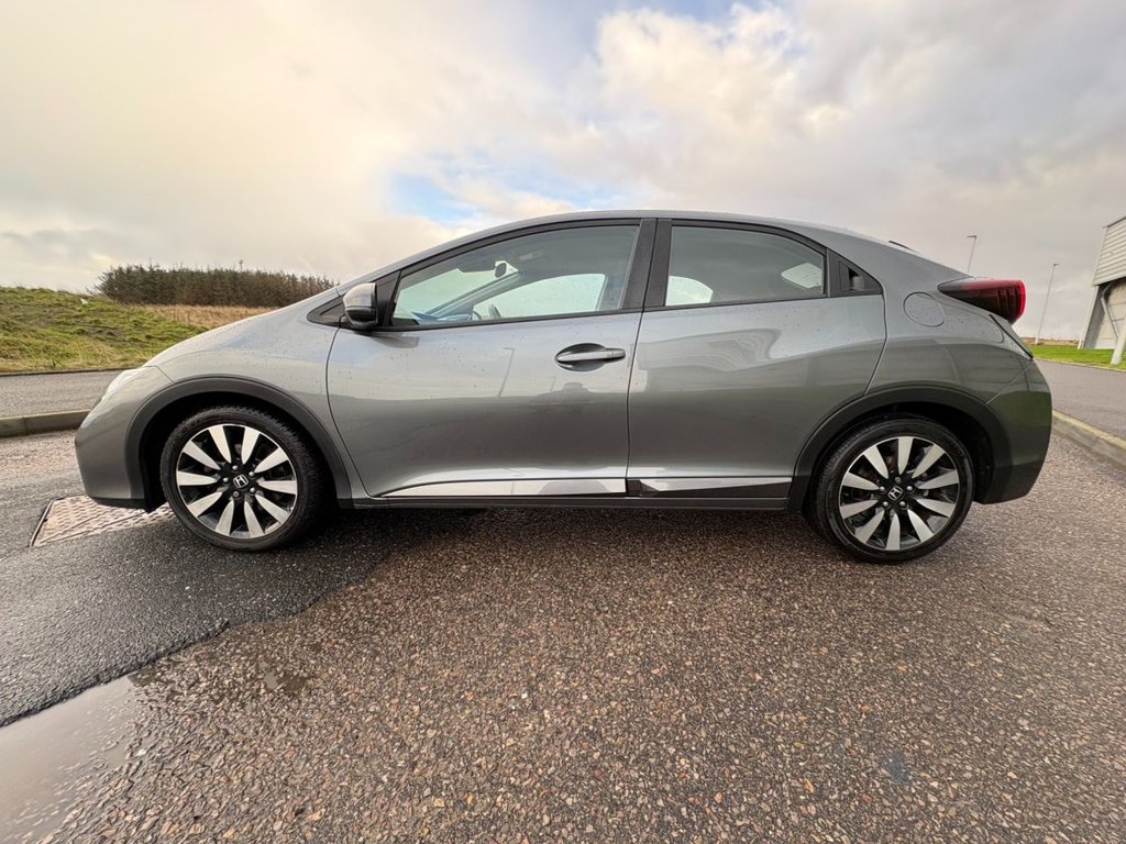 Used Honda Civic 2016 for sale - 77498813: Photo 5
