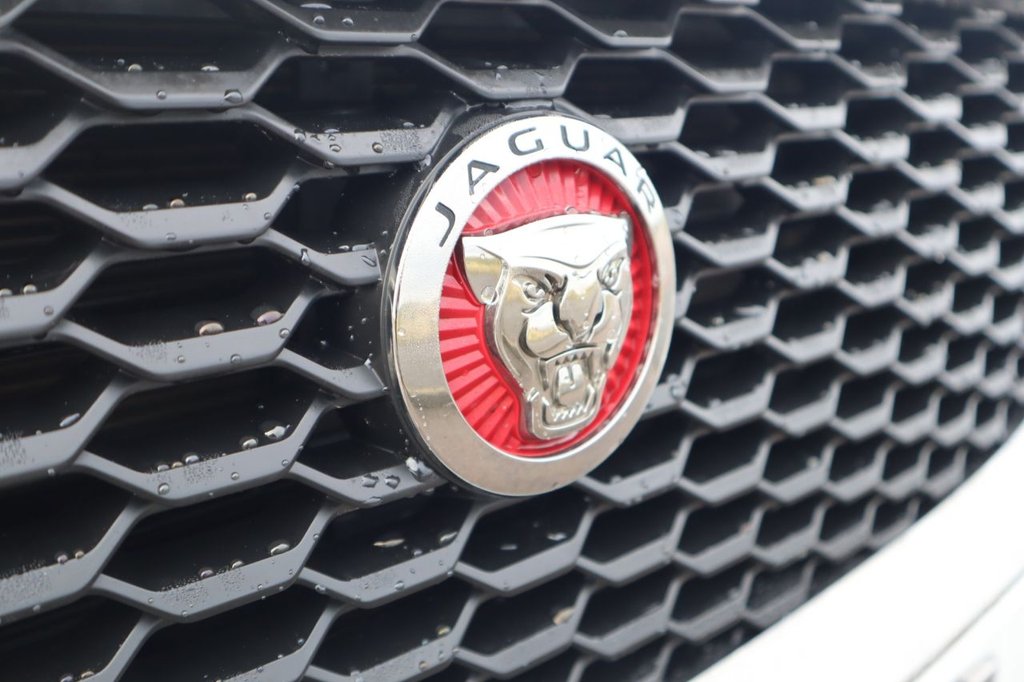 Used Jaguar E-Pace 2019 for sale - 76496582: Photo 3