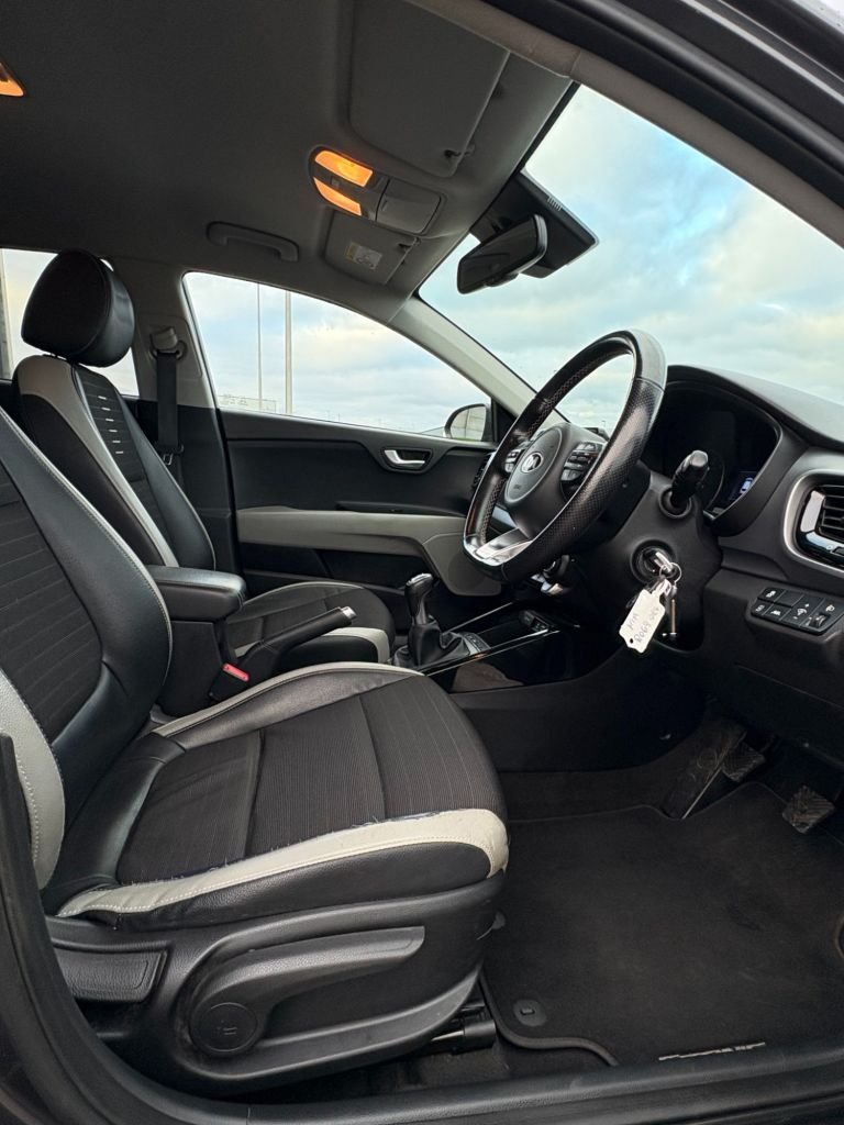 Used Kia Stonic 2019 for sale - 76986410: Photo 10