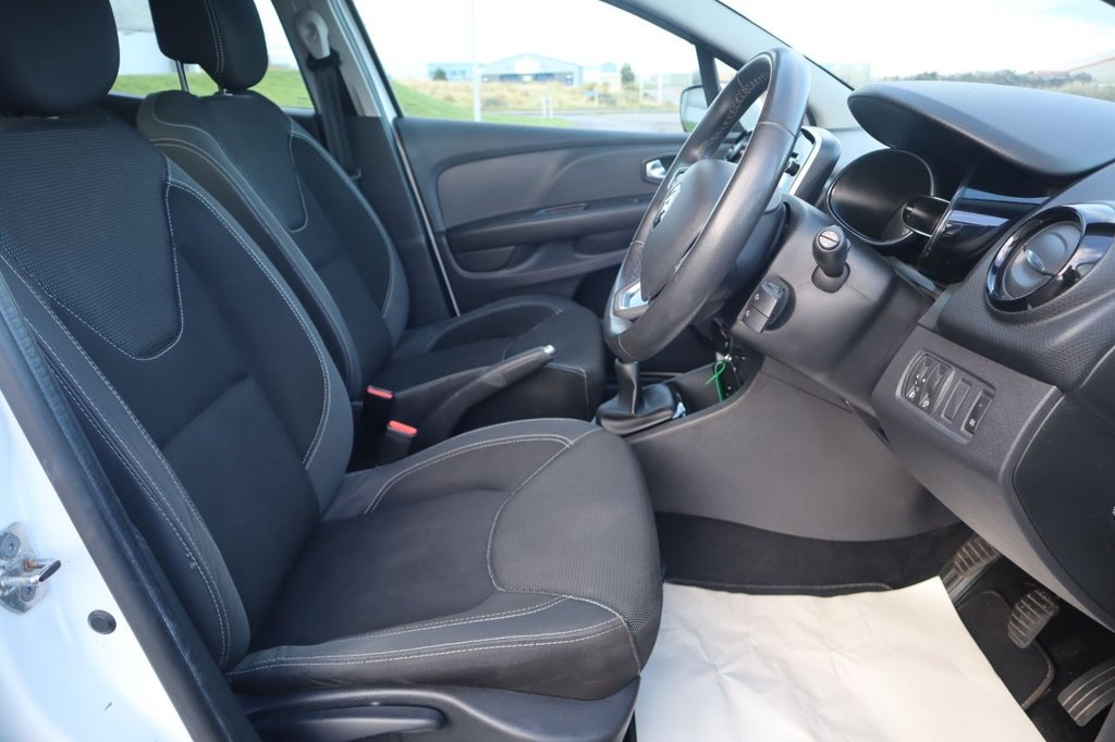 Used Renault Clio 2018 for sale - 76724462: Photo 10