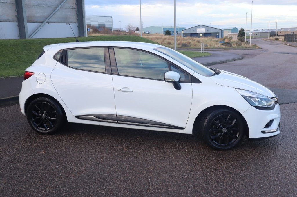 Used Renault Clio 2018 for sale - 76724462: Photo 3