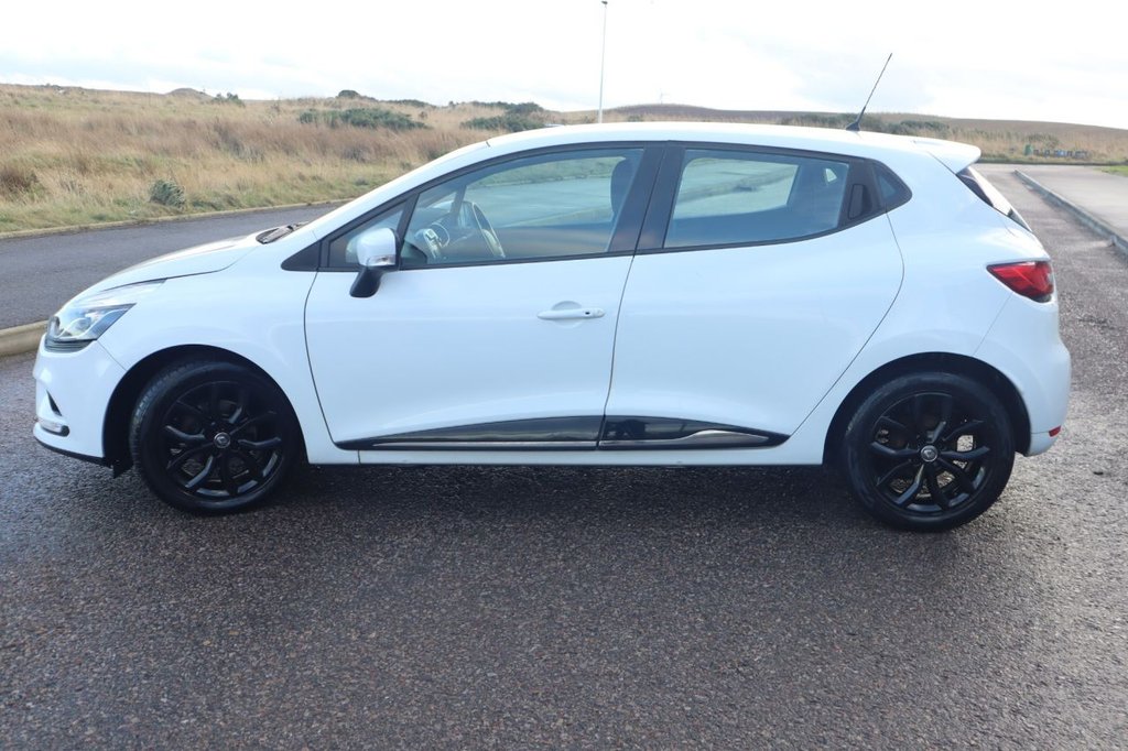 Used Renault Clio 2018 for sale - 76724462: Photo 5