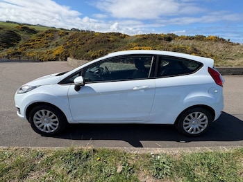 Used Ford Fiesta 2014 for sale - 78401566: Photo