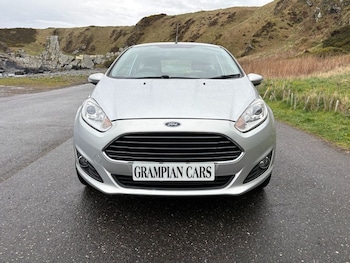 Used Ford Fiesta 2015 for sale - 78181772: Photo