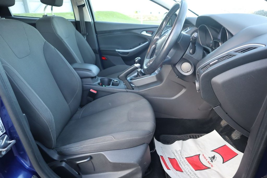 Used Ford Focus 2014 for sale - 76883607: Photo 8