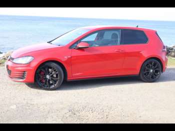Used Volkswagen Golf 2016 for sale - 73978100: Photo
