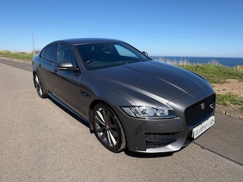 Used Jaguar XF 2018 for sale - 78425920: Photo