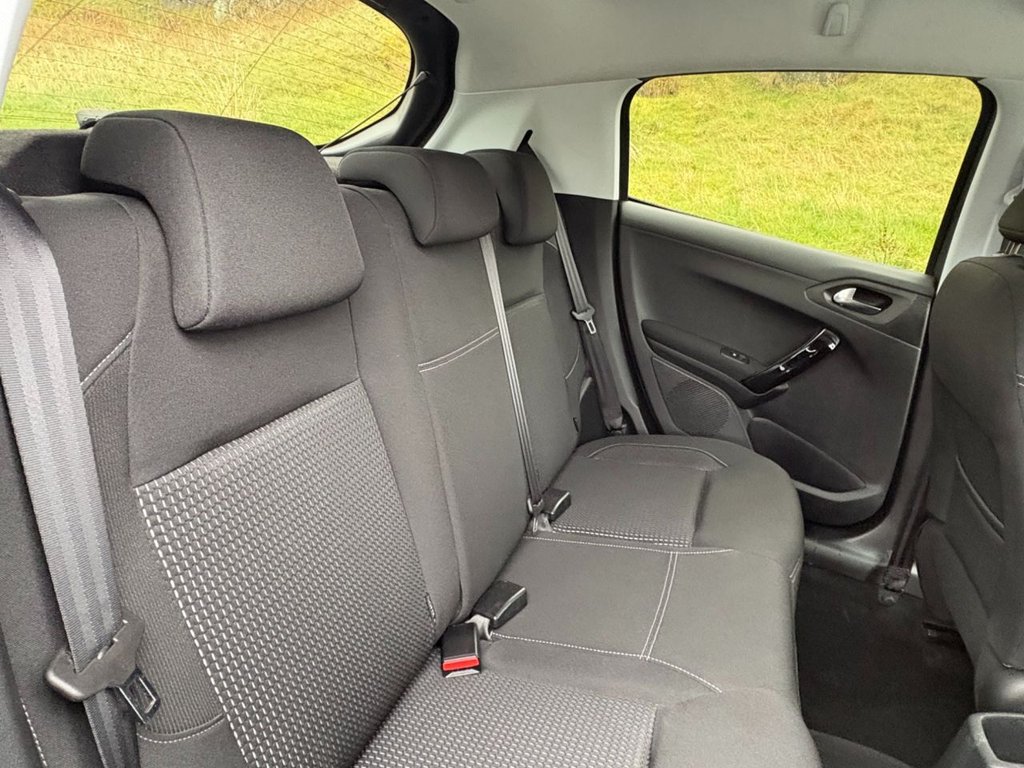 Used Peugeot 208 2019 for sale - 78181660: Photo 15