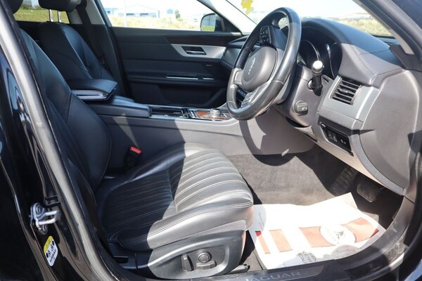 Used Jaguar XF 2017 for sale - 75654212: Photo 10