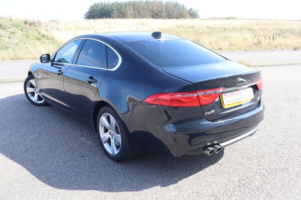 Used Jaguar XF 2017 for sale - 75654212: Photo 6