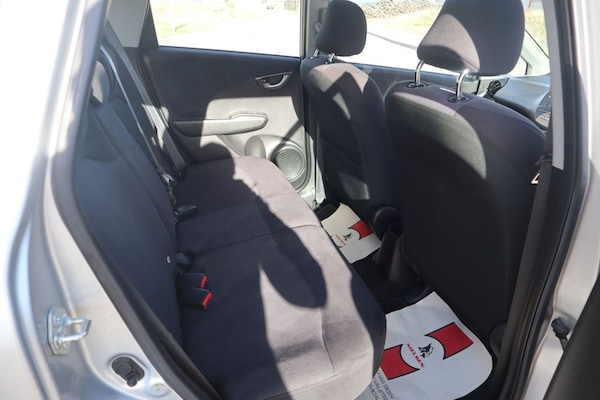 Used Honda Jazz 2011 for sale - 76029238: Photo 12