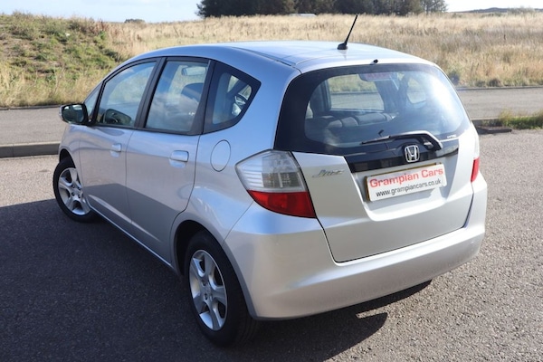 Used Honda Jazz 2011 for sale - 76029238: Photo 5