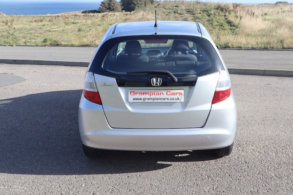 Used Honda Jazz 2011 for sale - 76029238: Photo 6