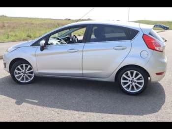 Used Ford Fiesta 2015 for sale - 74784779: Photo