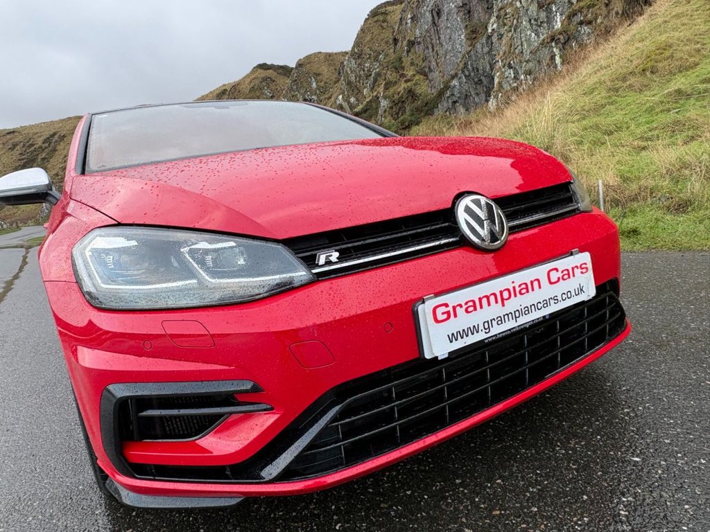 Used Volkswagen Golf 2017 for sale - 77369973: Photo 2