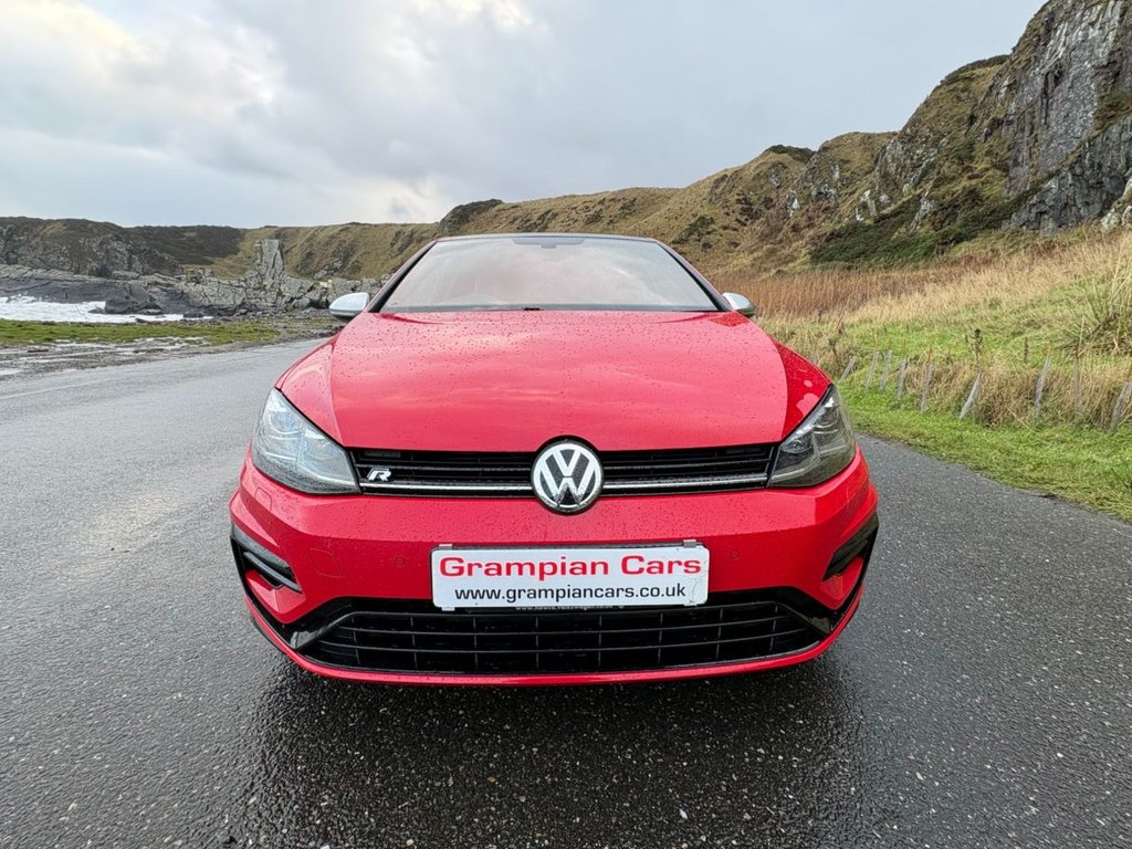 Used Volkswagen Golf 2017 for sale - 77369973: Photo 4