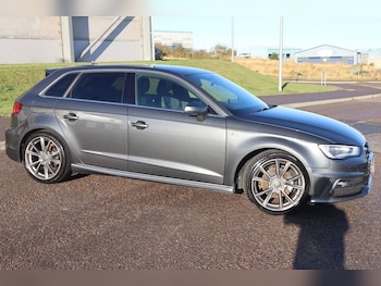 Used Audi A3 2013 for sale - 76132541: Photo 2
