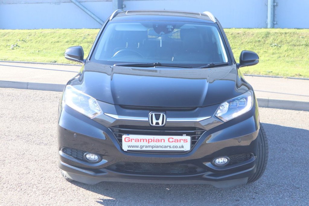 Used Honda HR-V 2017 for sale - 76092875: Photo 2