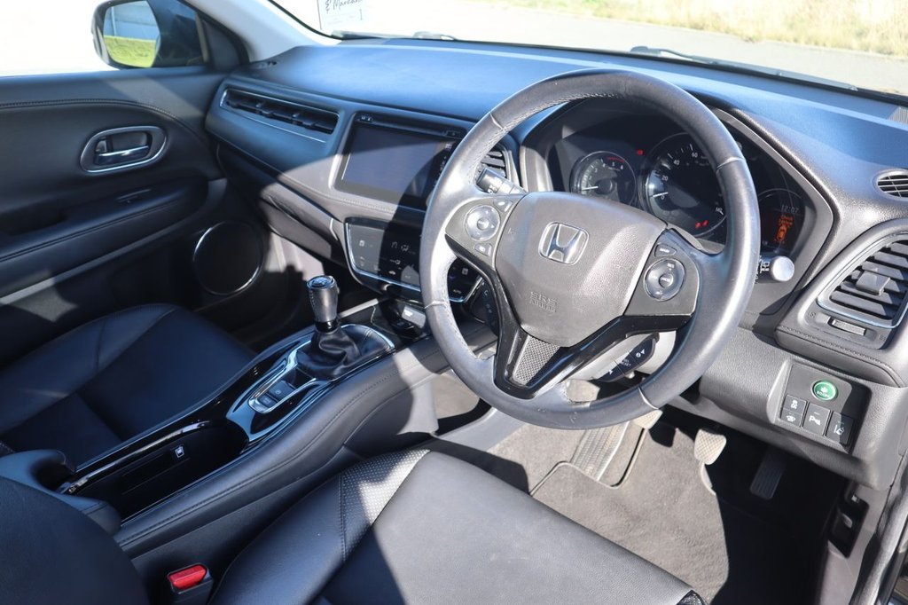 Used Honda HR-V 2017 for sale - 76092875: Photo 9