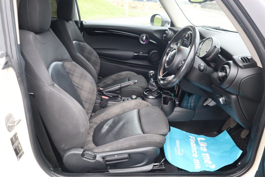 Used MINI Hatch 2018 for sale - 77200223: Photo 7