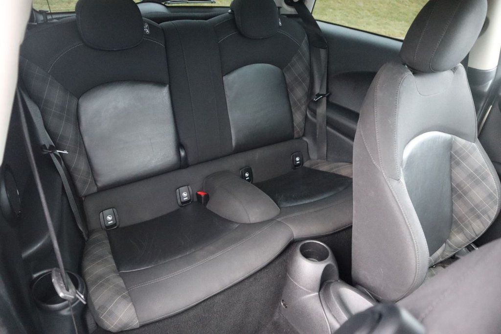 Used MINI Hatch 2018 for sale - 77200223: Photo 8