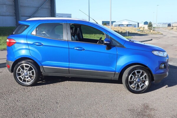 Used Ford Ecosport 2016 for sale - 76266909: Photo 2