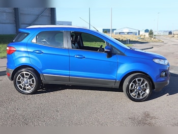 Used Ford Ecosport 2016 for sale - 76266909: Photo 2