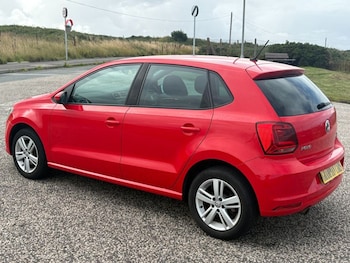 Used Volkswagen Polo 2017 for sale - 79587843: Photo
