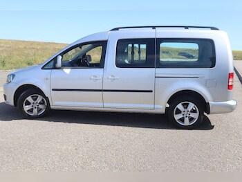 Used Volkswagen Caddy Maxi Life 2015 for sale - 75397525: Photo