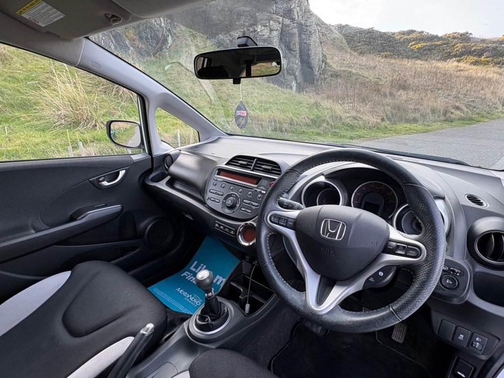 Used Honda Jazz 2014 for sale - 78117444: Photo 11